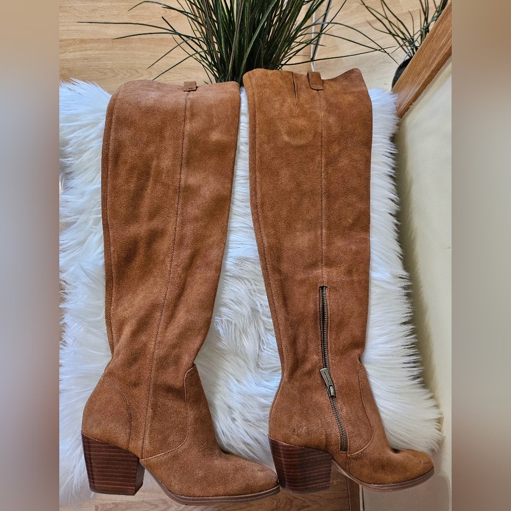 ❌SOLD❌ 🤎 Michael Kors Harlow Boots 5.5 🤎 - Picture 4 of 10